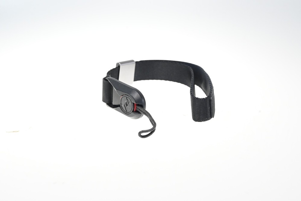 Peak Design Wrist Cuff Strap Black Red #G327