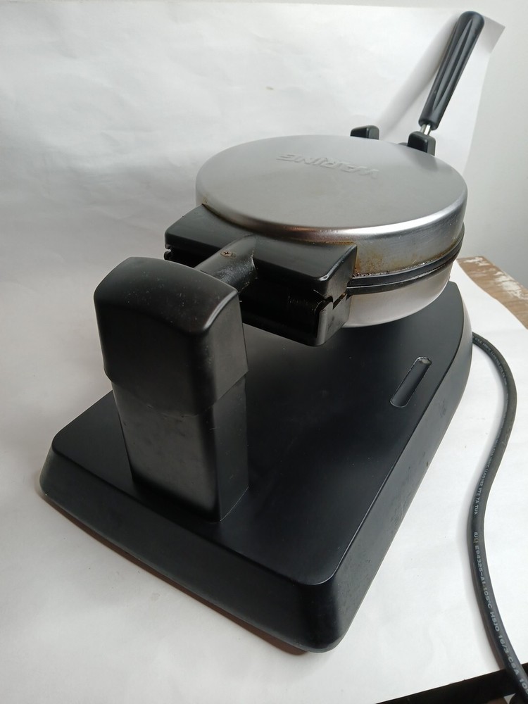 Waring Pro Belgian Waffle Maker Restaurant Style Thick Professional Hotel