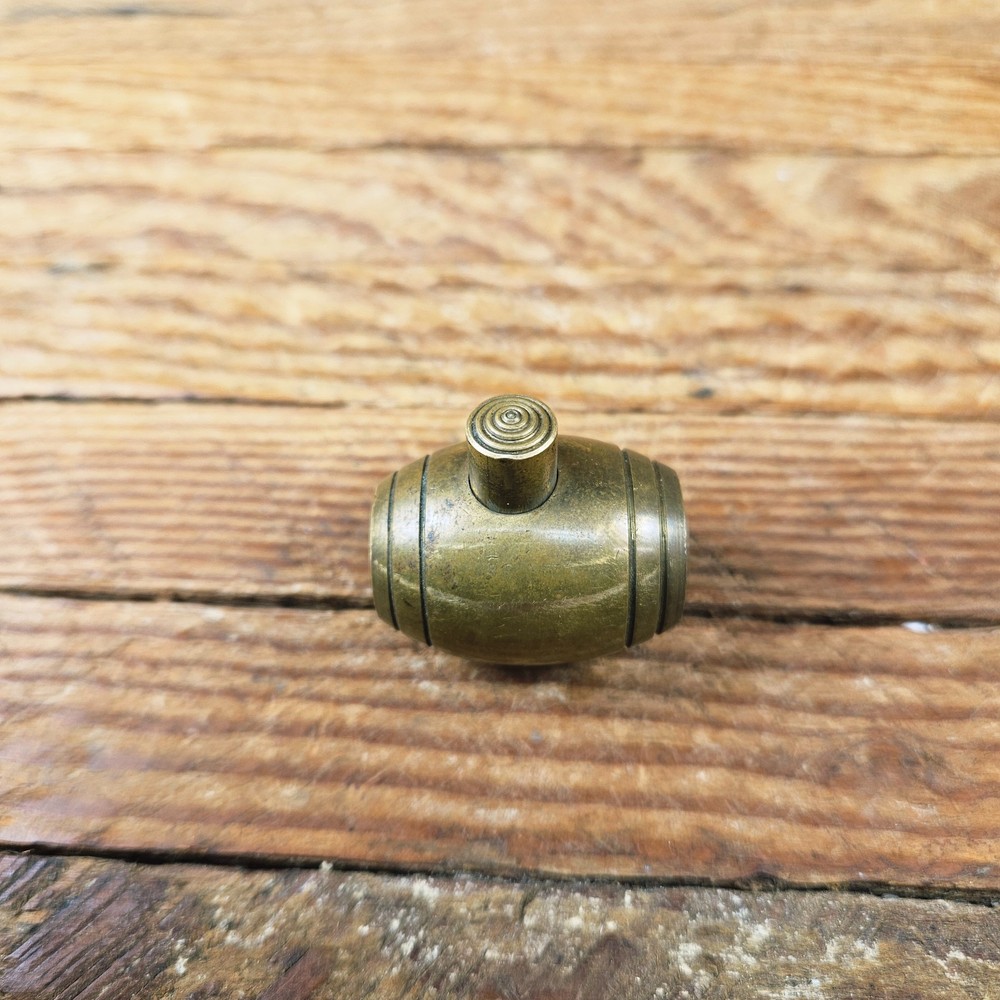 Vtg Oval Powder Horn Flask Push Button Valve Flintlock Muzzleloader