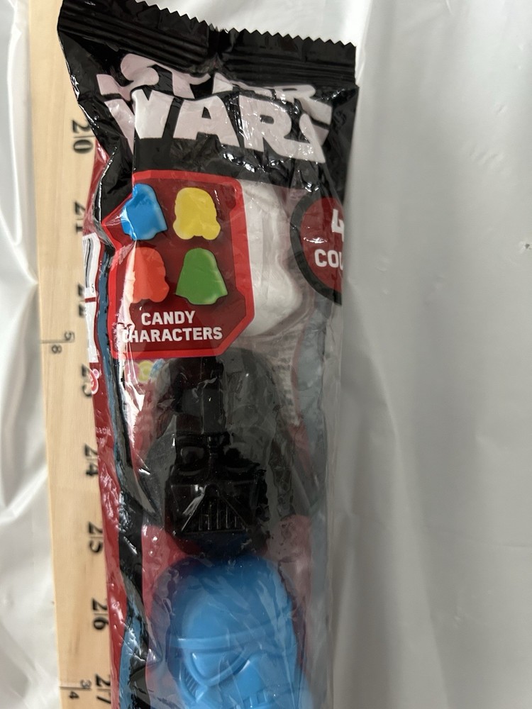 Star Wars Plastic Egg Molds With Candy