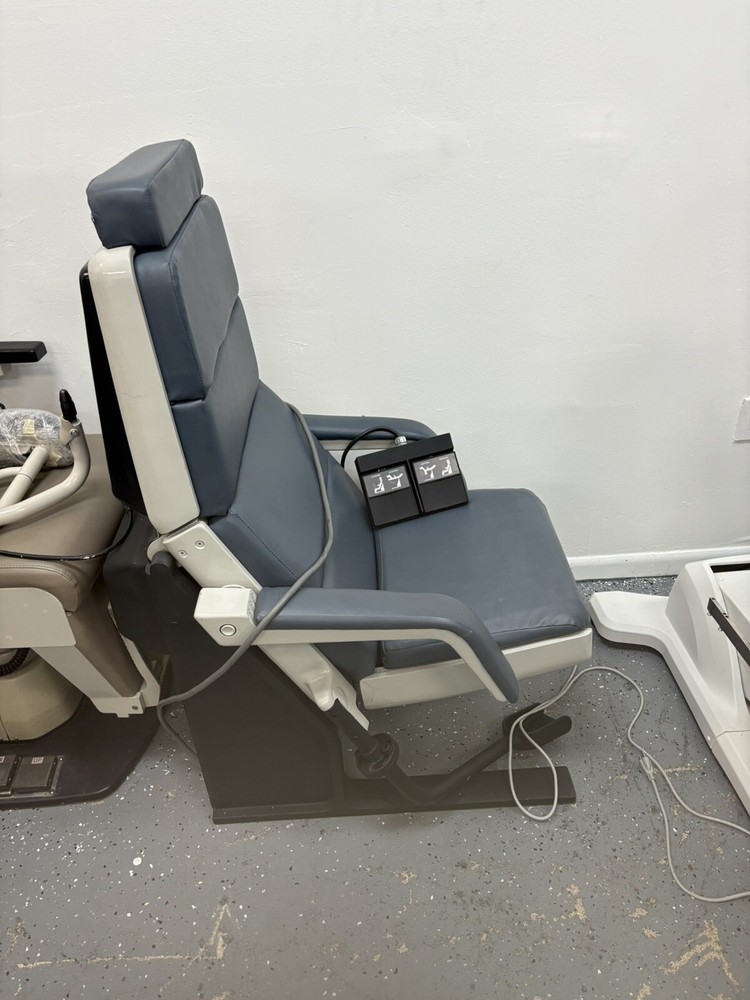 Midmark/ritter 413 Exam Table