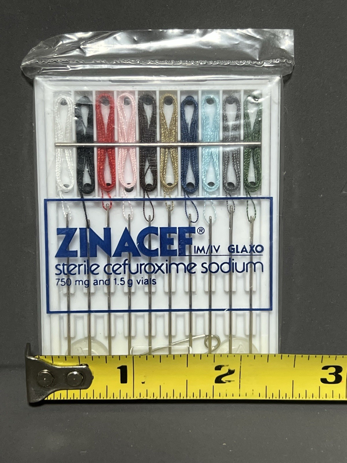Vintage Zinacef Cefuroxime Glaxo Drug Rep Promo Mini Plastic Sewing Kit 3 x 2 in