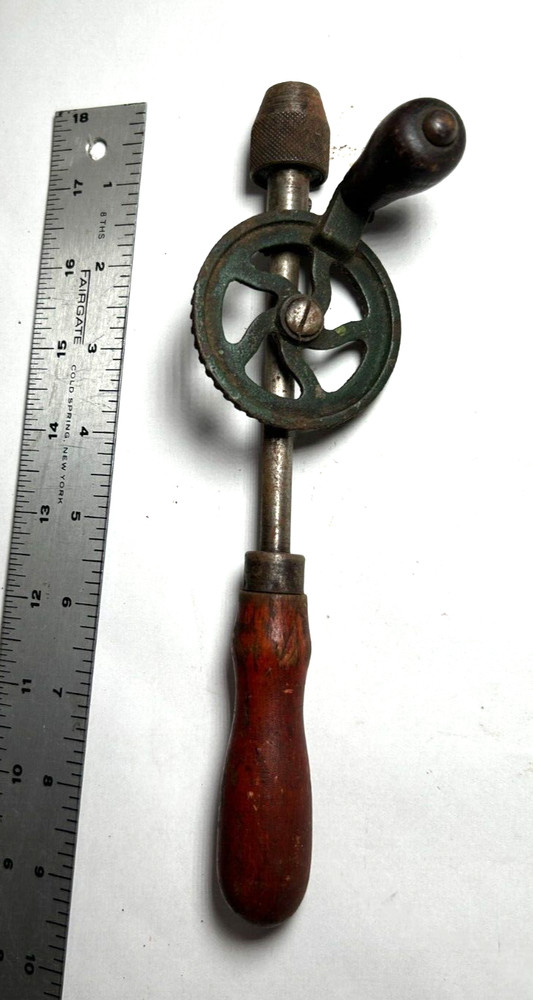 Vintage Unmarked Eggbeater Hand Drill - 8.5" Long