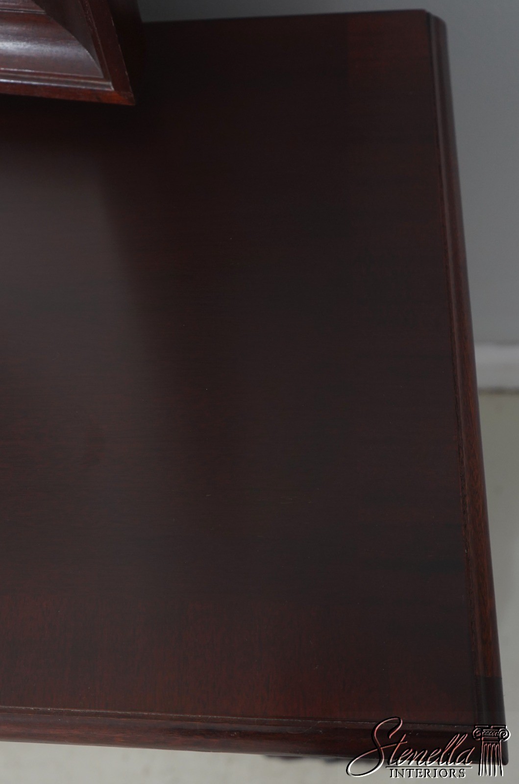 F71791: THOMASVILLE Chippendale Style Mahogany Dresser w. Mirror