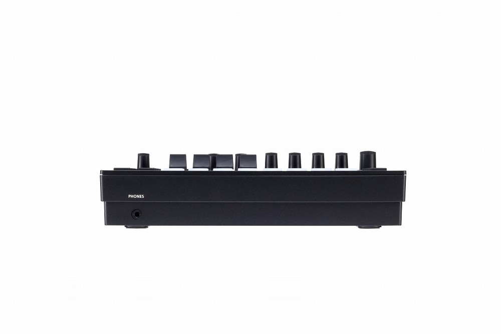 Roland MC-101 GROOVEBOX AIRA