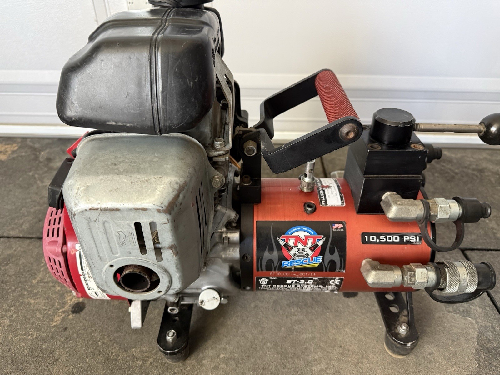 TNT Rescue Systems BT-3.0 Hydraulic Pump Power Unit 10500 PSI