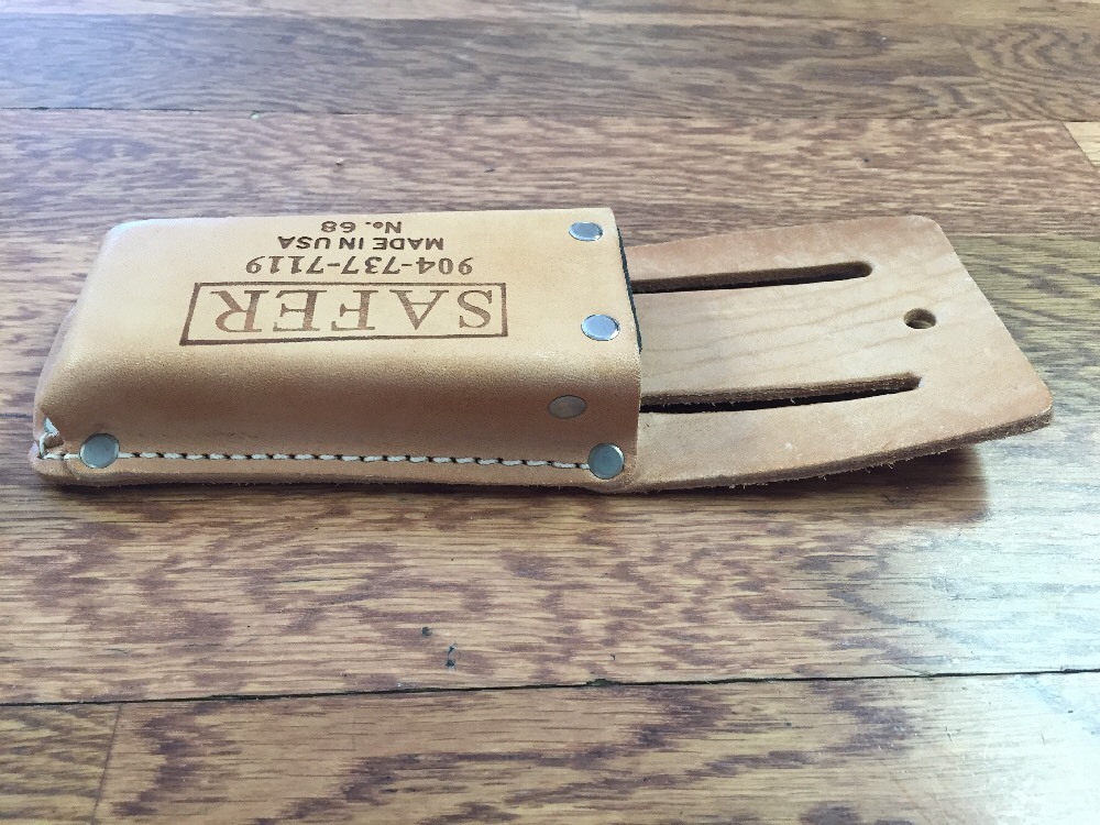 Carpet and Flooring Installer Leather Tool Pouch 68