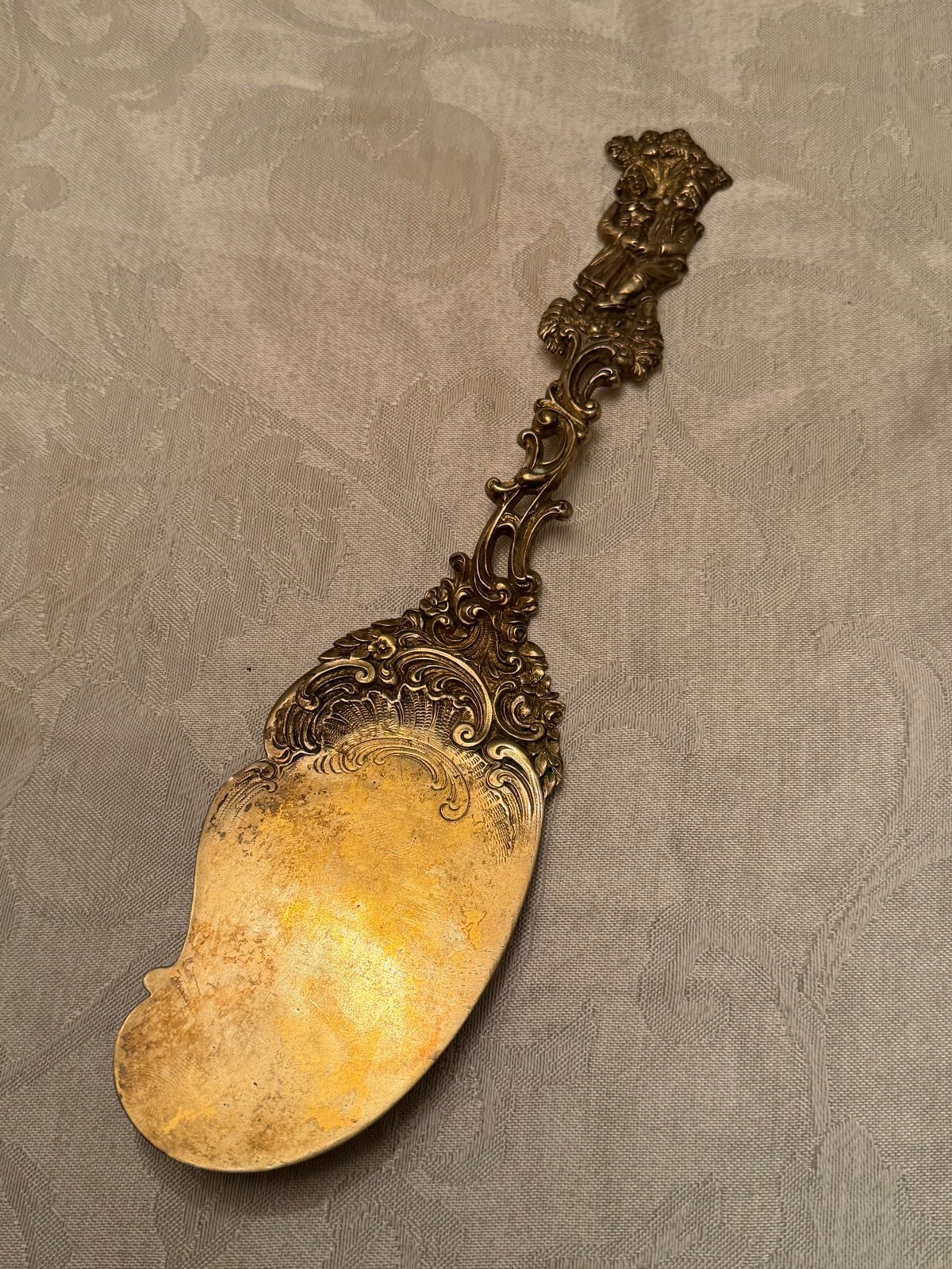 ANTIQUE GERMAN SILVER 800 GOLDWASH CAKE SERVER !!! 124GR NEED POLISH