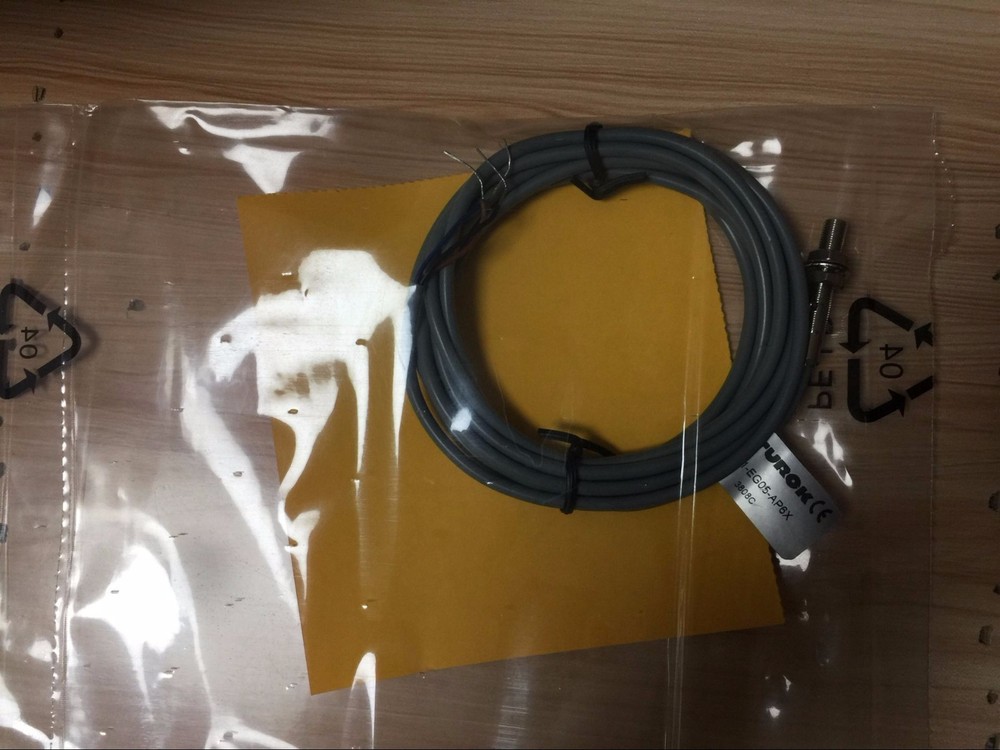 NEW TURCK Bi1-EG05-AP6X SENSOR