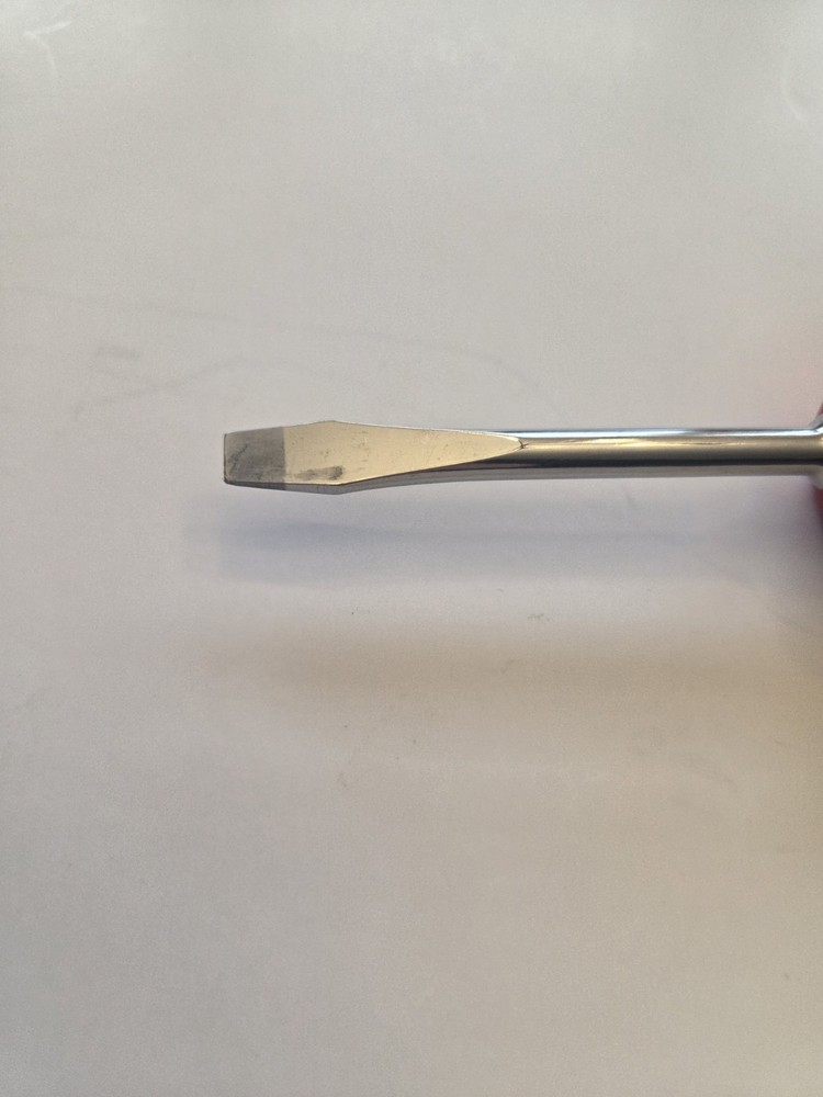 Snap On Tools SGD2B 7/32" Red Flat Blade Screwdriver