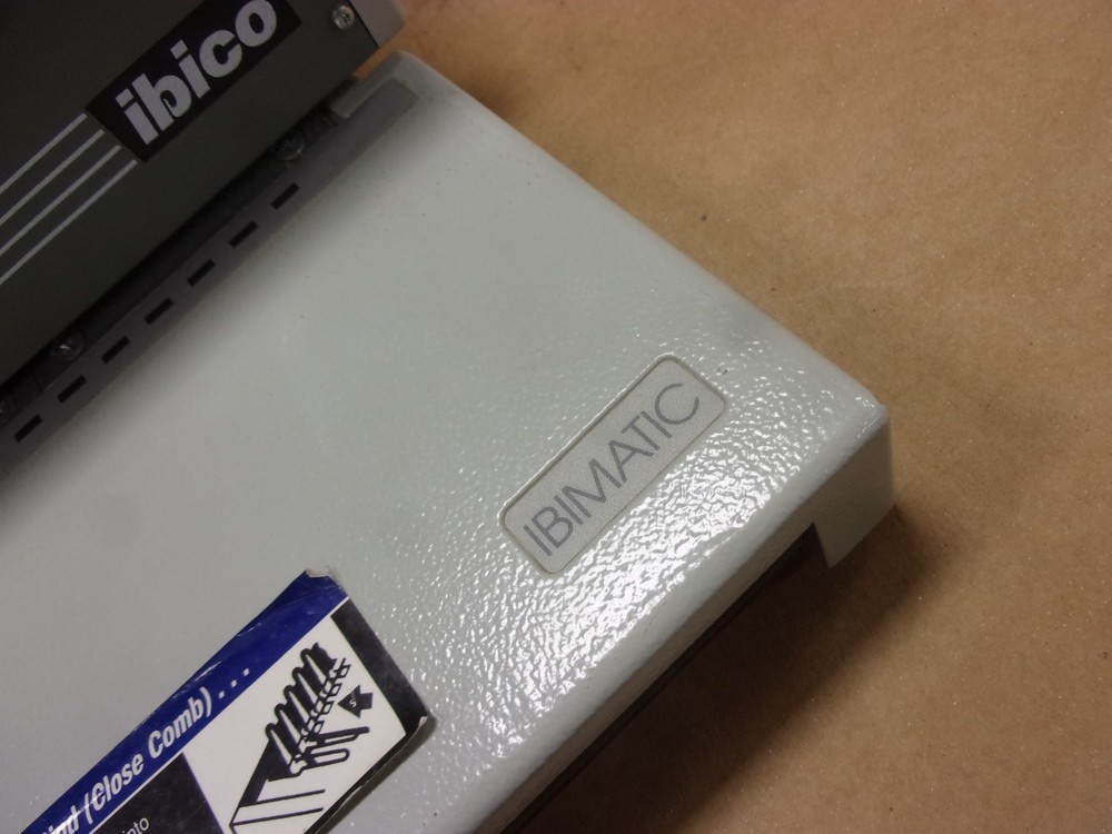 IBIMATIC Manual Hole Punch & Comb Paper Document Book Binding Machine Quartet