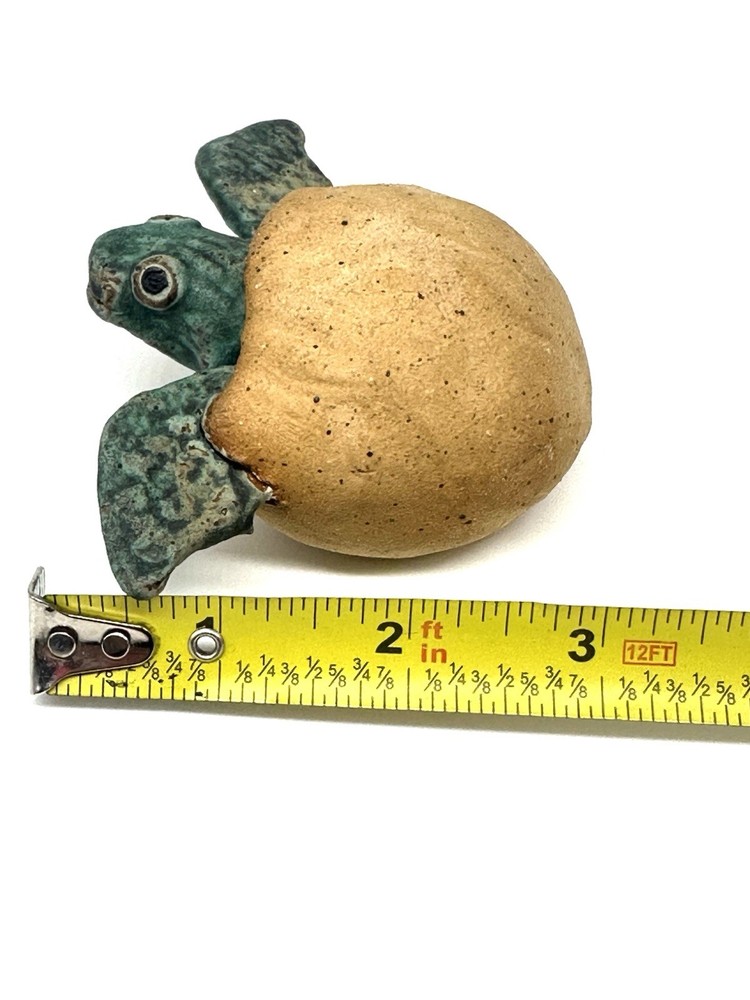Ceramic Hatching Sea Turtle With Movable Head 3" (G3)