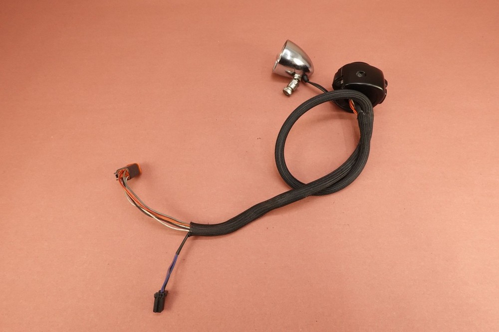 2005-2006 Harley Davidson FXDWGI Dyna Wide Glide Right Control Switch & Blinker