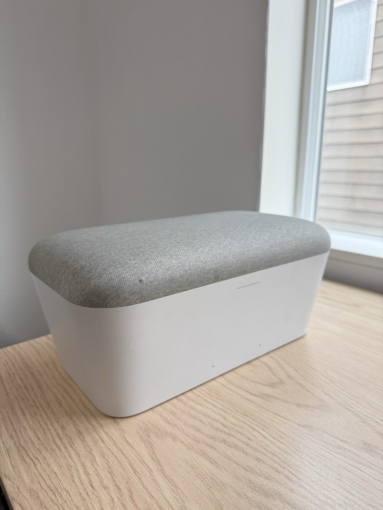 Google Home Max Smart Speaker - Model H0B - Please See Photos!