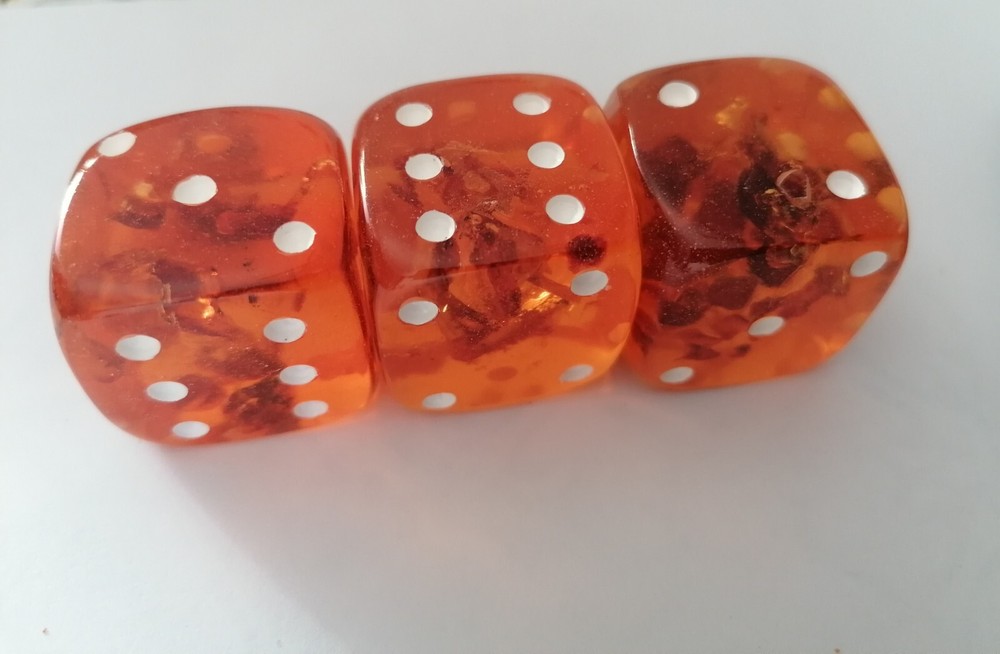 3 HANDMADE BALTIC AMBER Dice