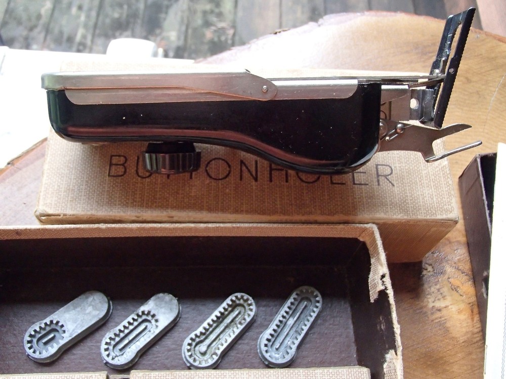 Vintage Greist Automatic Rotary Buttonholer Attachment & 5 Sizes