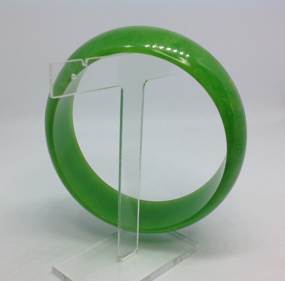 Vintage Semi Translucent Marbled Lime Green Bakelite 8" Bangle Bracelet