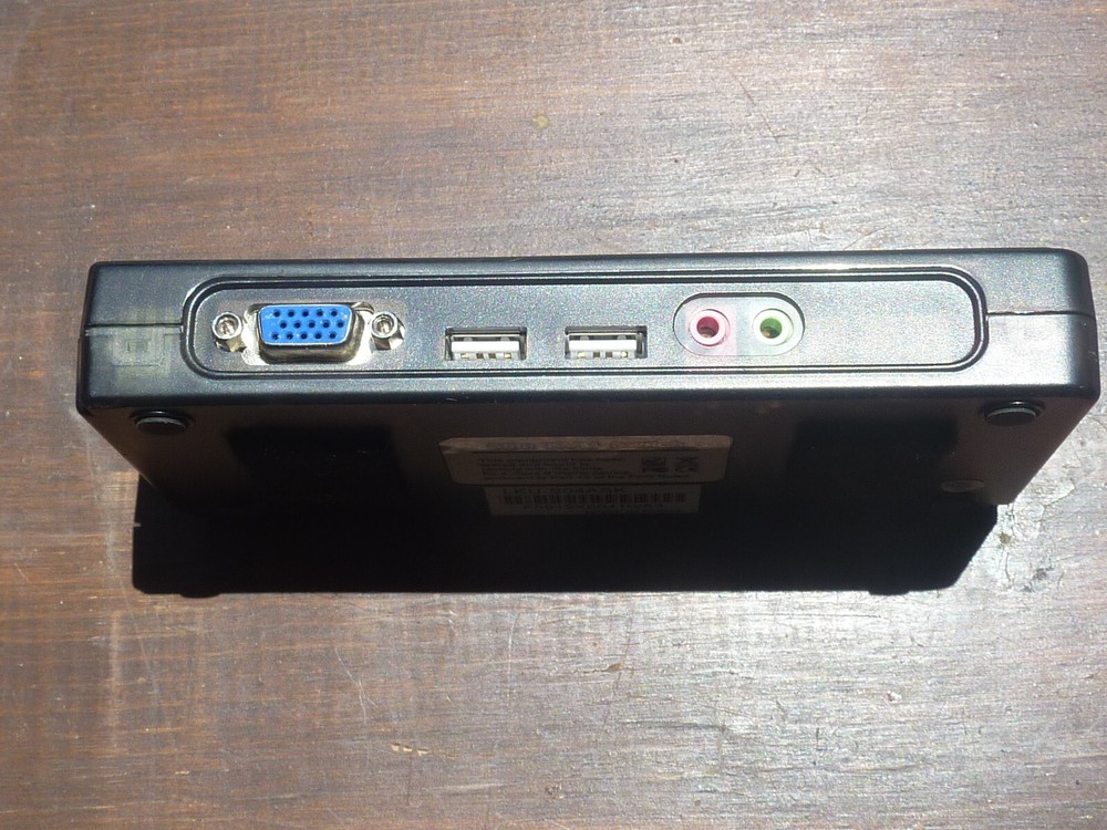 4 Port KVM switch with cables