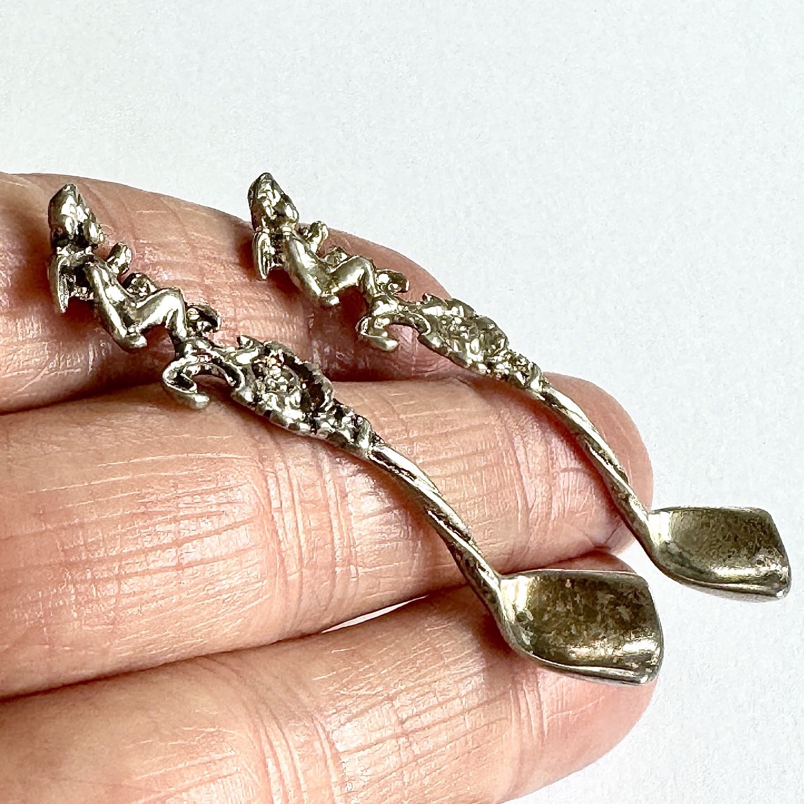 Pair 925 Sterling Salt Spoons Cherub Antique Angel Putti Snuff 7.4g Set of Two