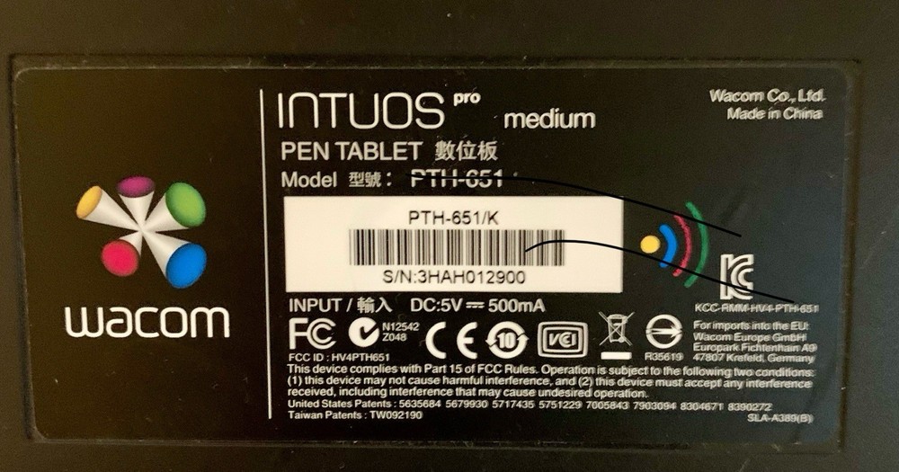 Wacom Intuos Pro Medium Pen Tablet PTH651