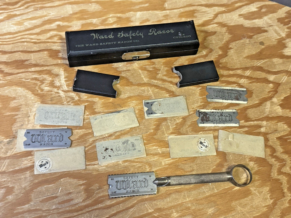 1908 Ward Silver DE Safety Razor Finger Ring Handle Blades Original Leather box