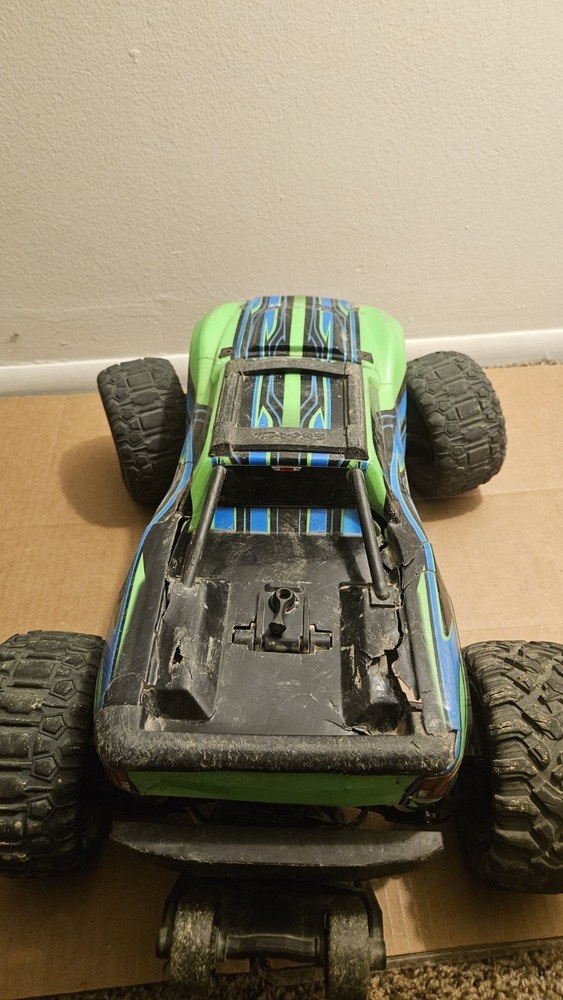 Traxxas Maxx Roller/slider