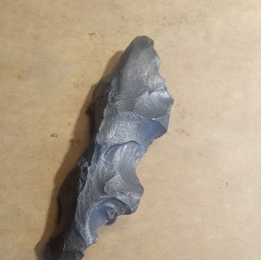 Native American Flint Knapped Gray Stone Tool Artifact