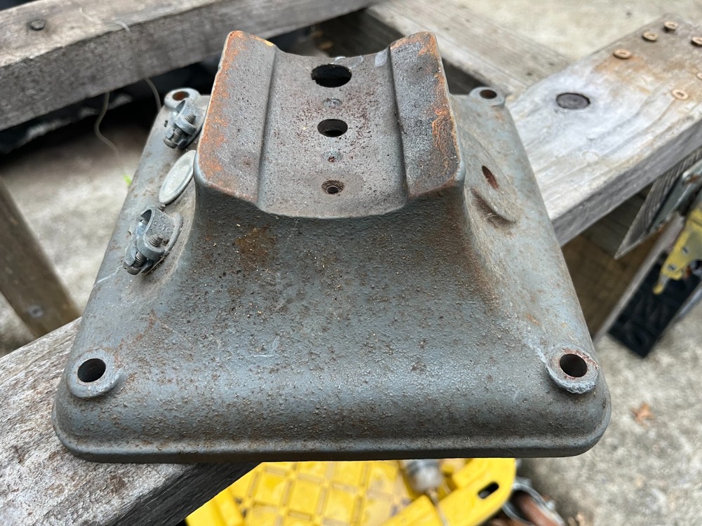 Delta Triple Duty Grinder Base, Part # BG1