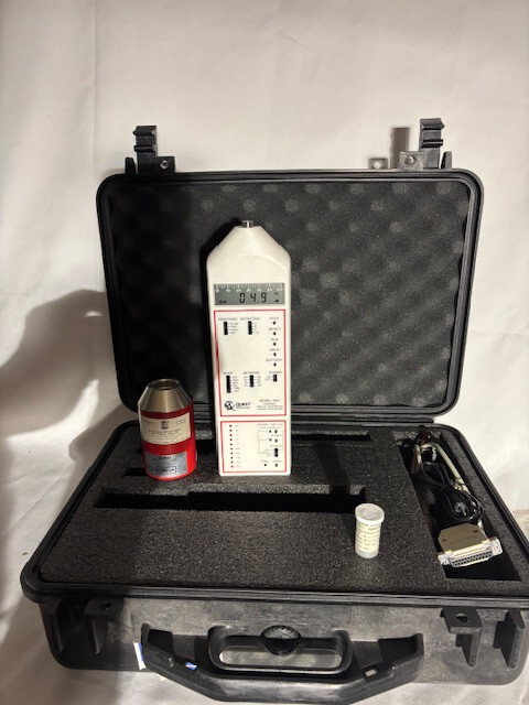 Quest Model 1700 Precision Impulse Sound Meter and Model OB-100 Filter Set USED