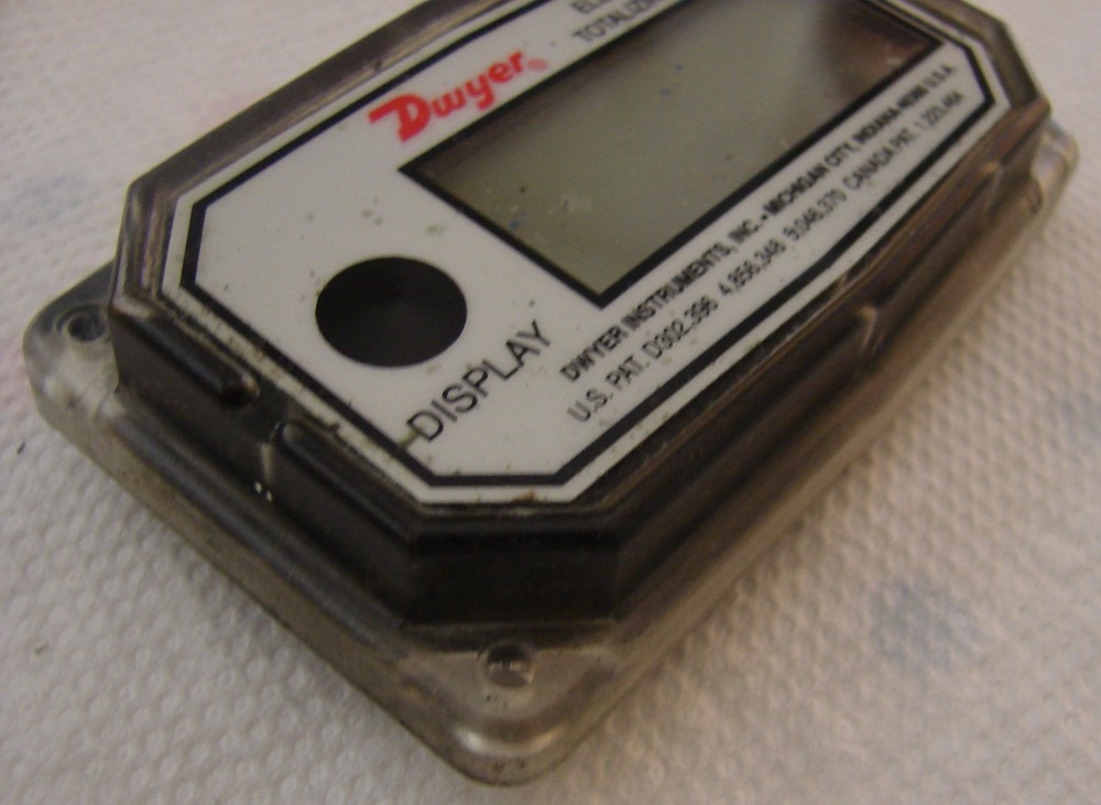 DWYER TTM Electronic Totalizing Meter Dispaly