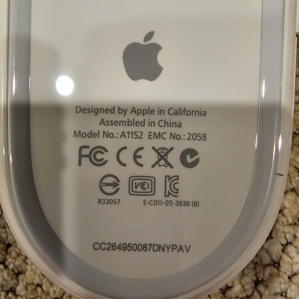 Genuine Apple A1152 Mighty Mouse MB112LL/B Optical Wired Mouse White MacPro