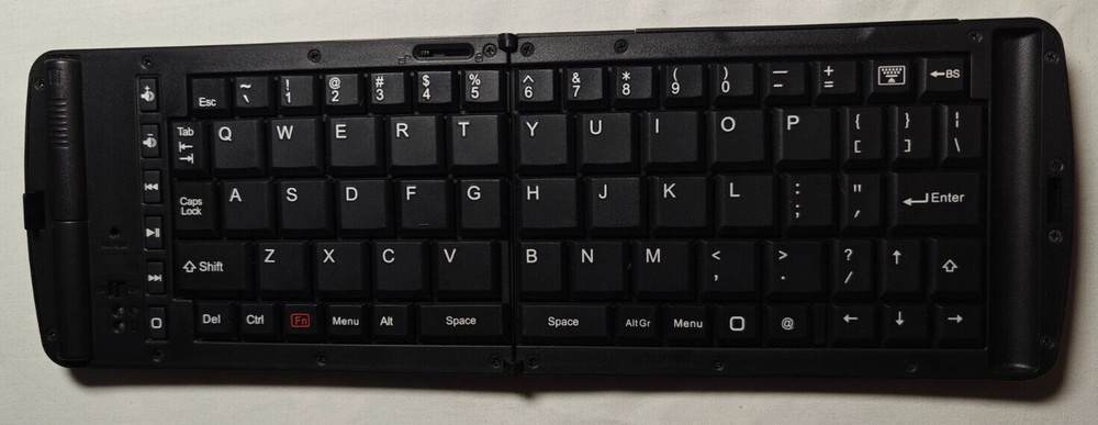 Verbatim FDIK-BT Bluetooth Wireless Folding Keyboard