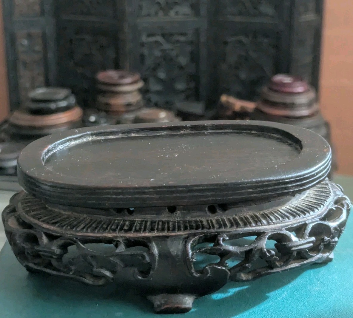 Vtg Chinese Carved Openwork Wood Display Stand Vase Art Base Larger Oval Oblong