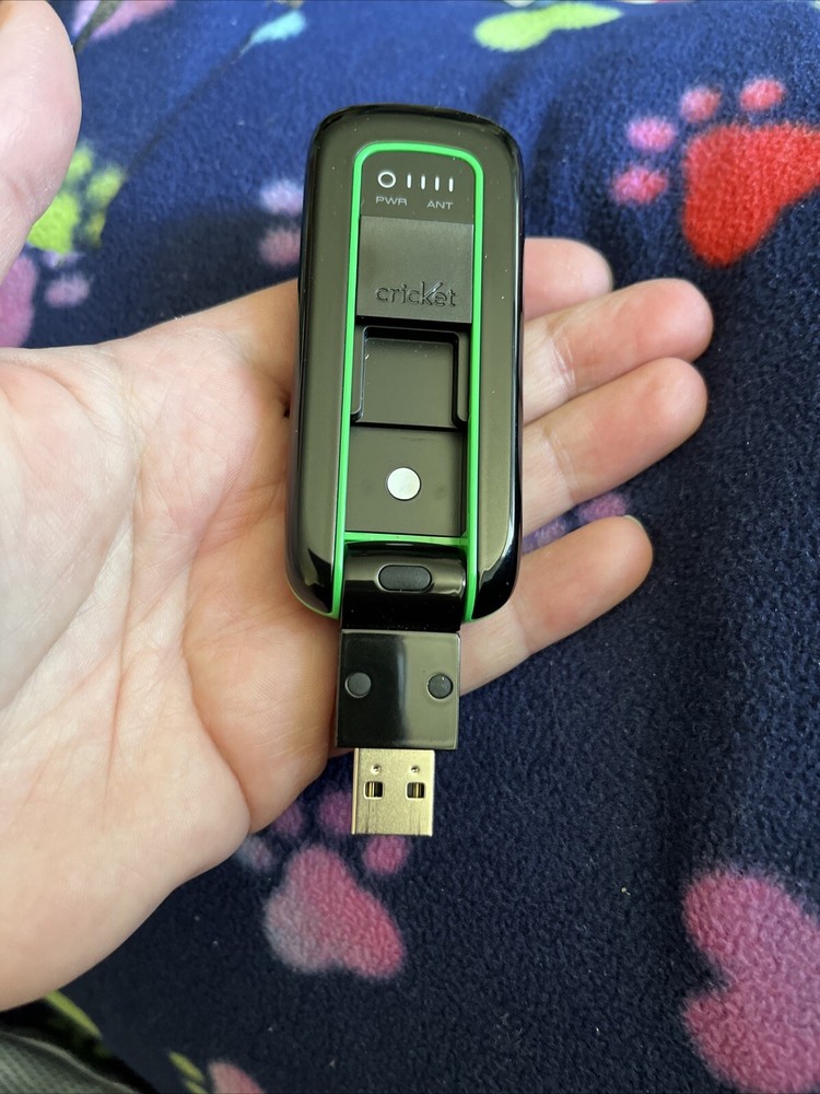 Cricket A600 USB Mobile Broadband Modem Cal-Comp Powers On