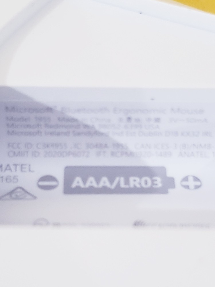 Microsoft 1955 Ergonomic Wireless Mouse - Works