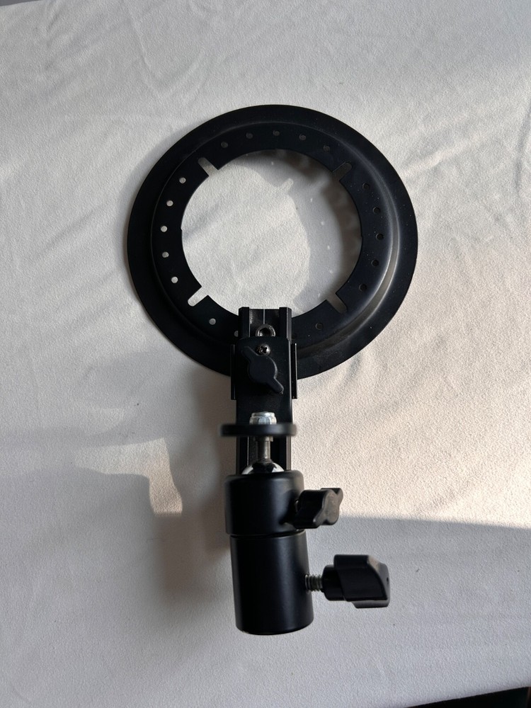 Flash Soft box w/ Hot shoe mount-24"square with relective & soft white-foldable