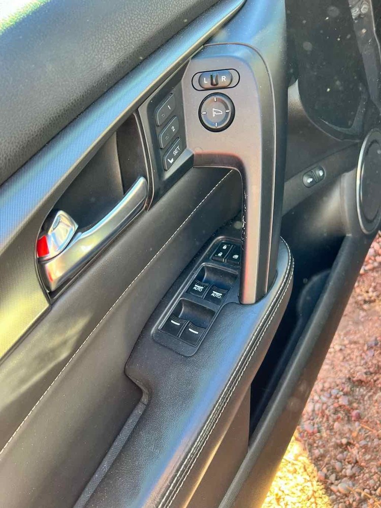 Used Blind Spot Detection System Warning Control Module fits: 2012 Acura Tl Driv