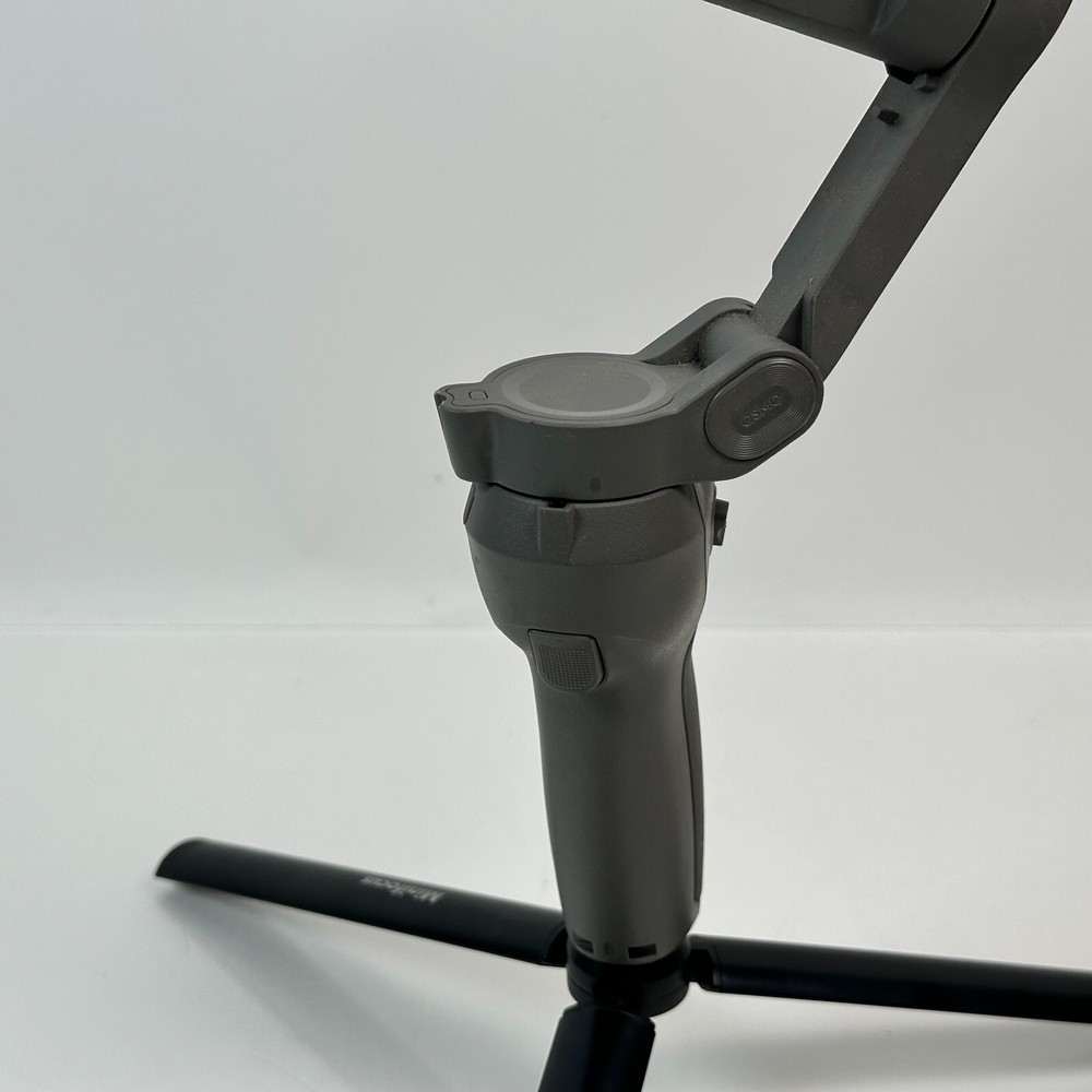 DJI Osmo Mobile 3 Gimbal Stabilizer w/ Minifocus Stand Stabilizer