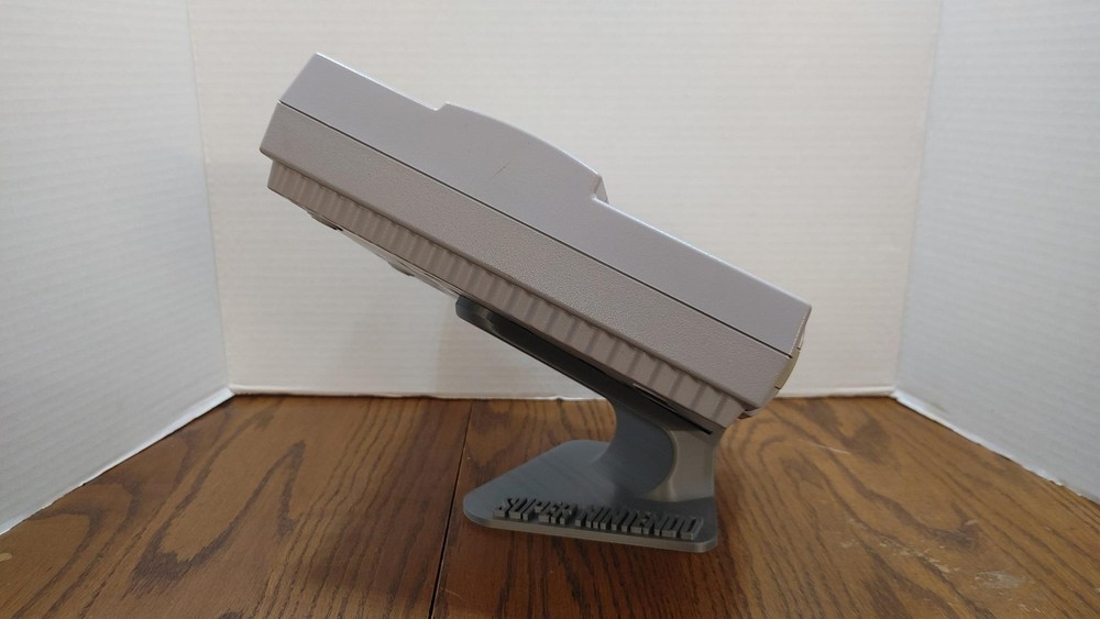 Super Nintendo (SNES) Console "Dunk Stand