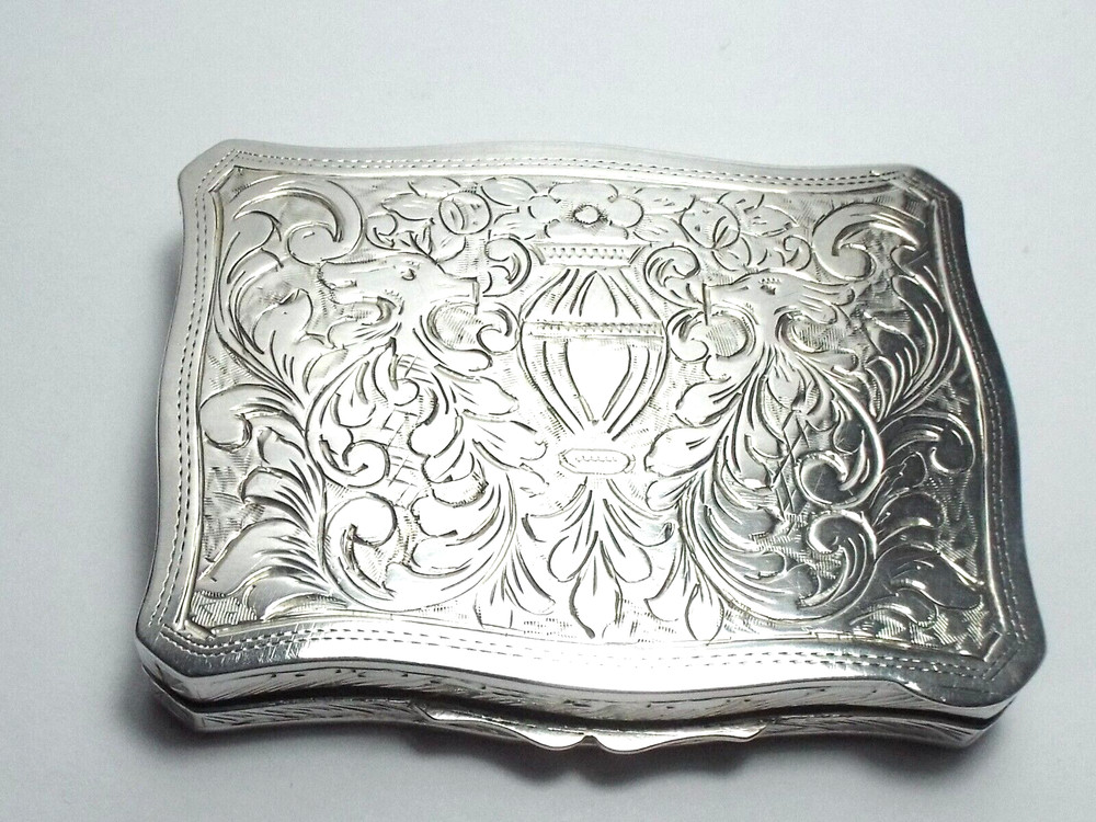RARE ANTIQUE CONTINENTAL SOLID SILVER PIECED BOX, CASHEW BOX, c1900