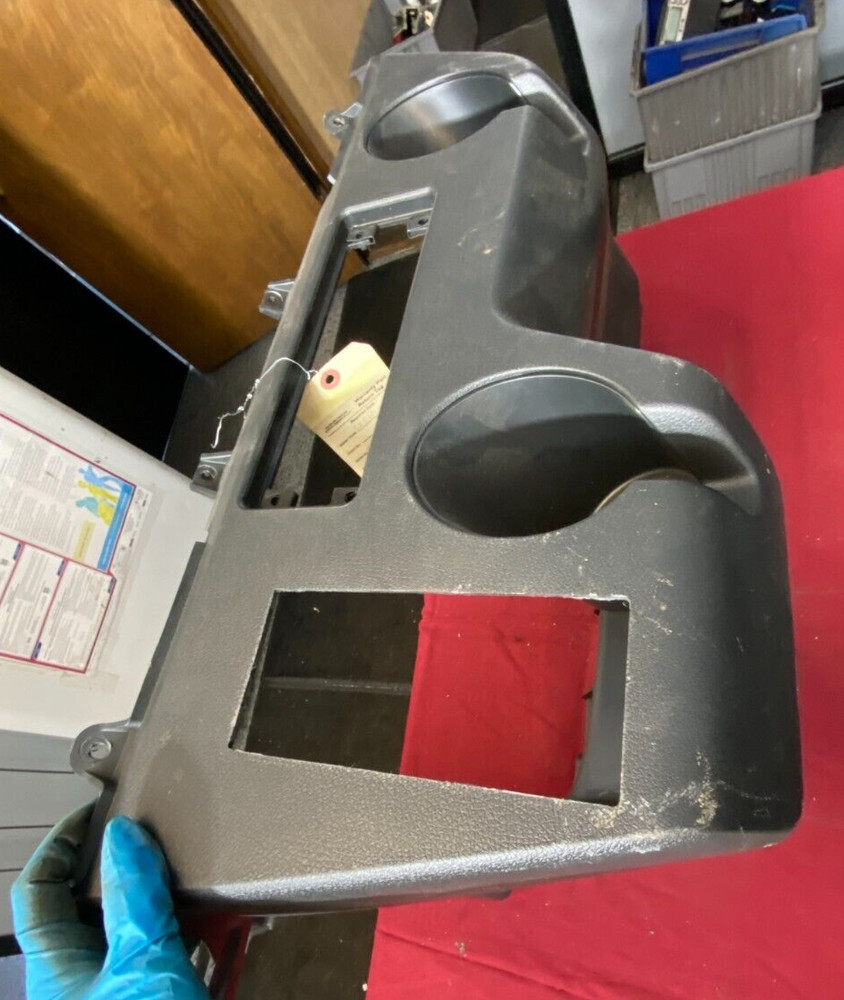 TRIM PANEL Freightliner ASM, CUP - FIXED, CENTER, SHIFT, CONSOLE A22-76496-001