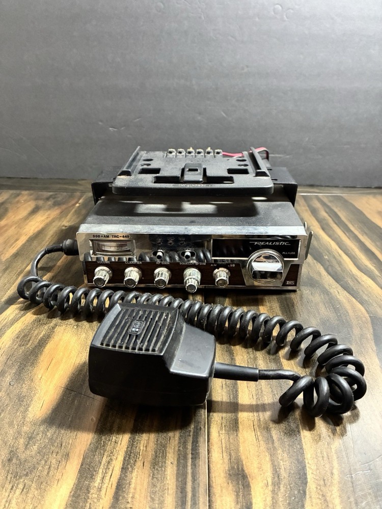 Realistic TRC-449 CB Radio Untested