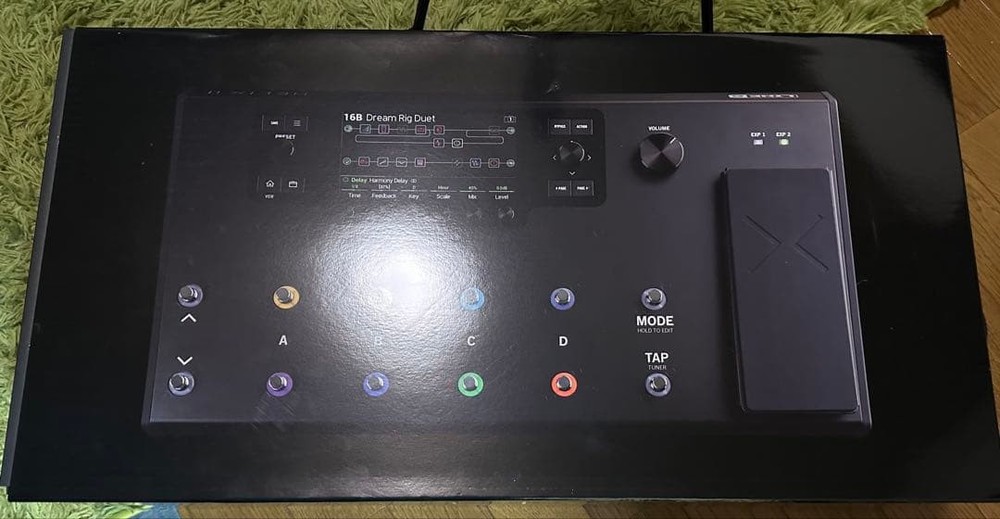 Line 6 HELIX LT Guitar Amp Simulator Multi-Effects Processor