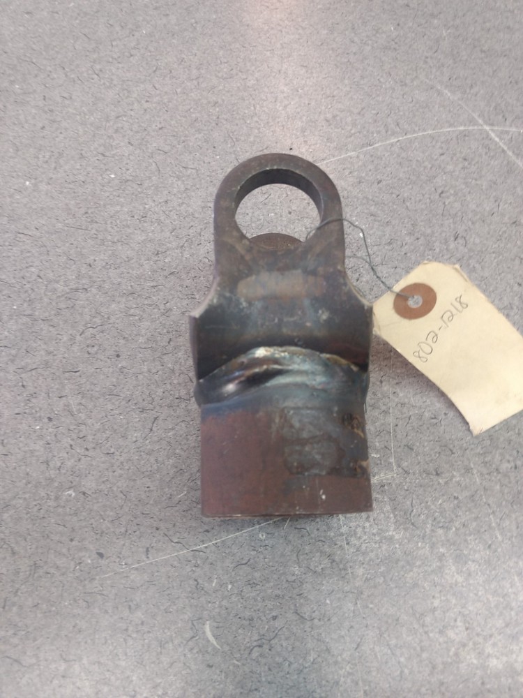 W802-1218 PTO YOKE