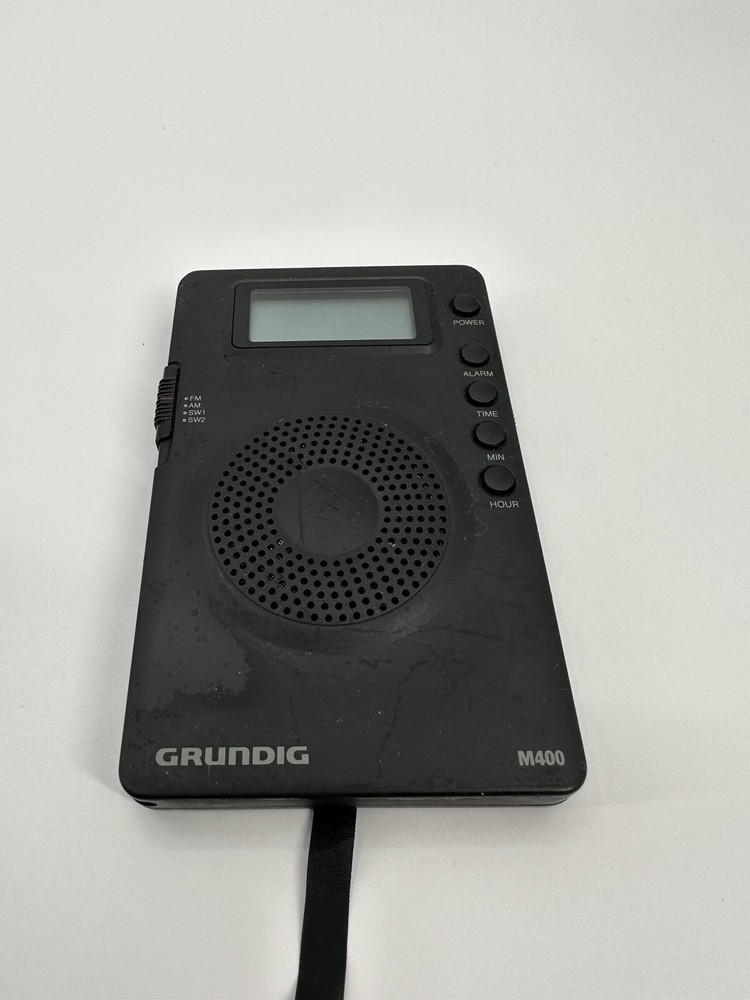 Grundig M400 World Receiver AM FM SW Clock -Missing Battery Lid