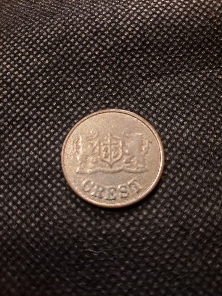 CREST TOKEN! e6671UXX