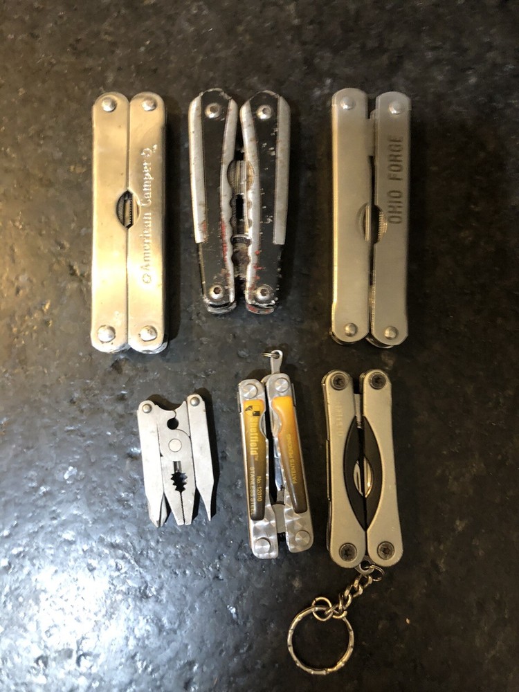 20+ Large & Small Multitool Knives, empty knif cases, etc Lot