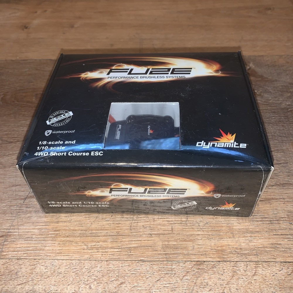 NEW Dynamite DYN4955 Fuze 130A Sensorless BL Waterproof ESC: 4WD SCT 1/8