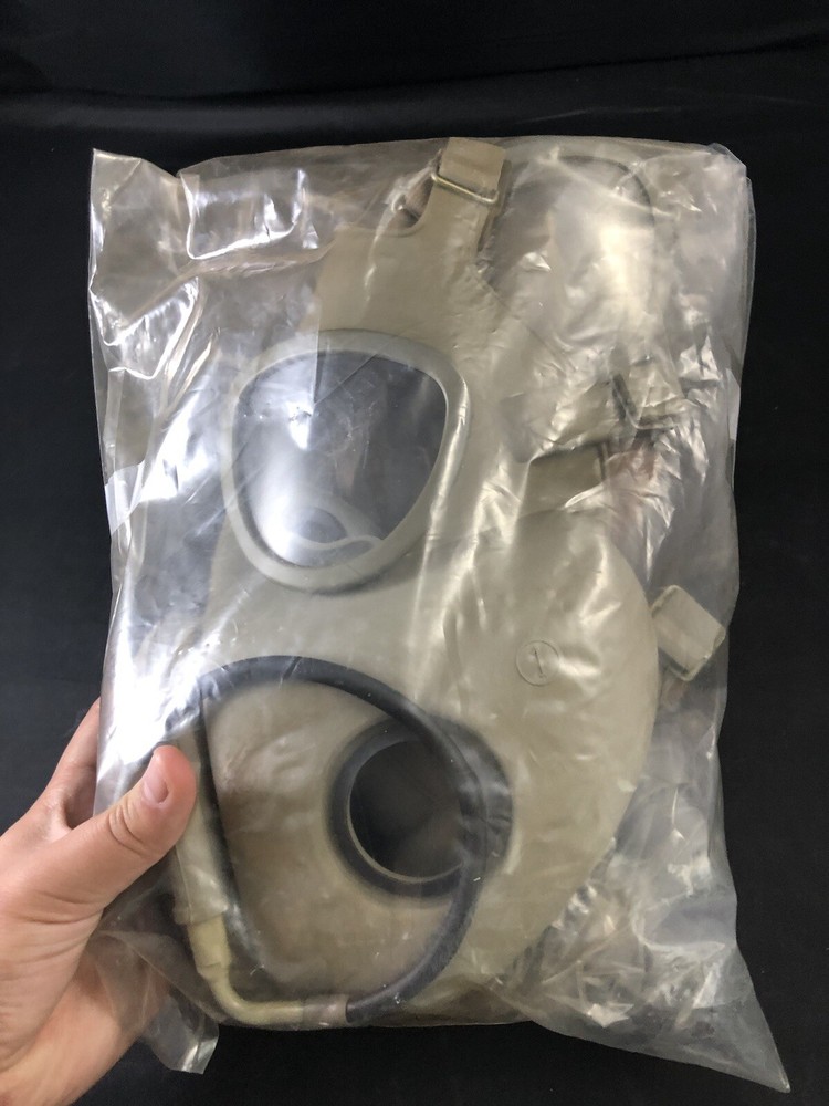 Gas Mask and Cheek Filter Vd2