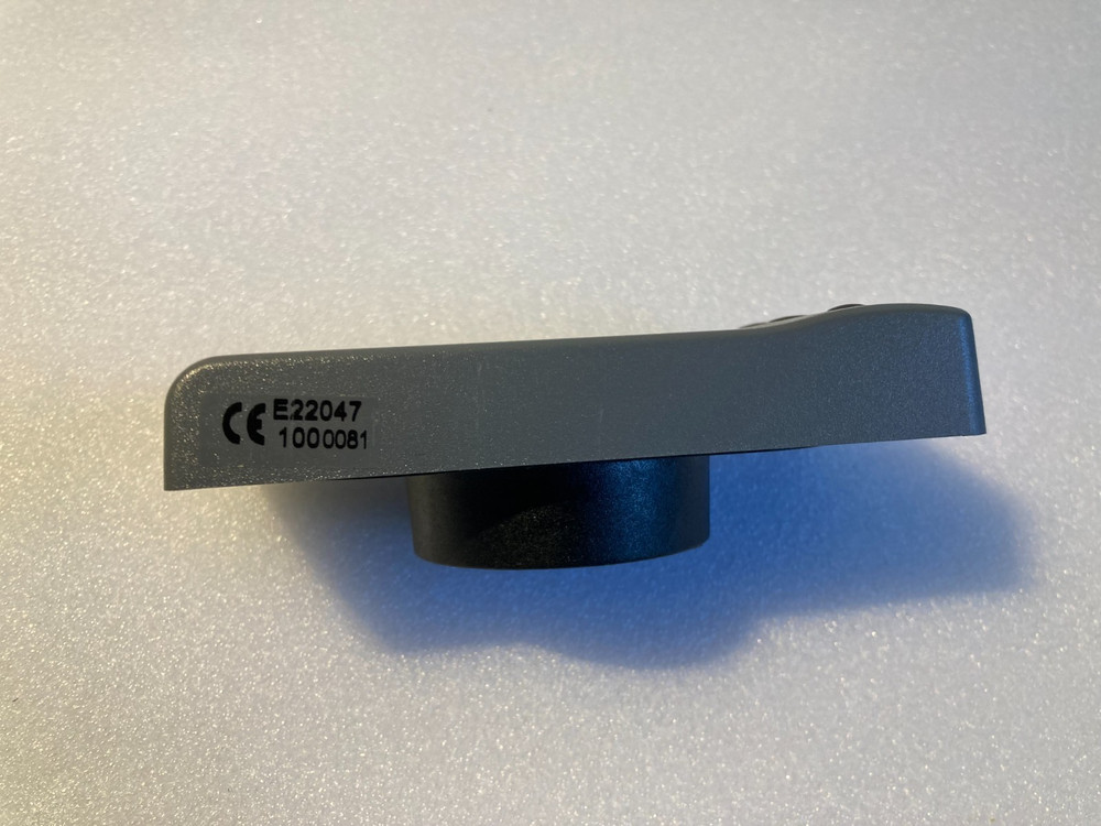 Raymarine ST40 E22047 Wind System Speed & Direction Sensor Display - EXCELLENT